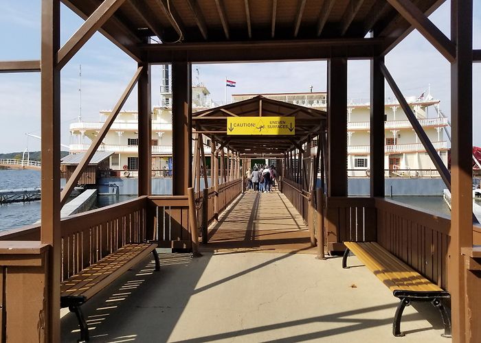 Showboat Branson Belle photo