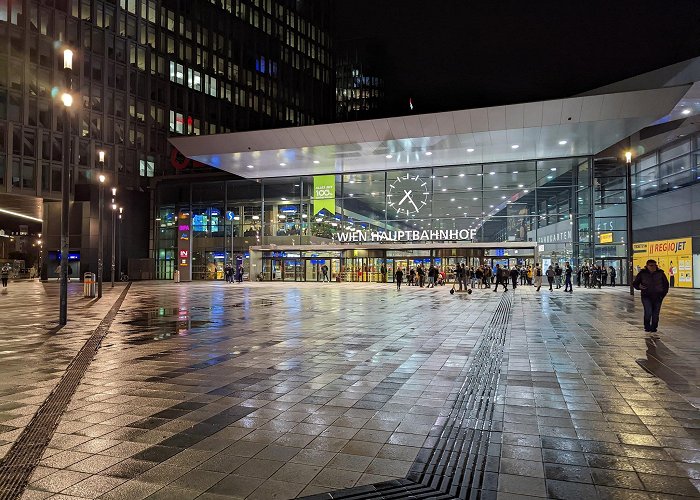 Vienna Main Railway Station photo