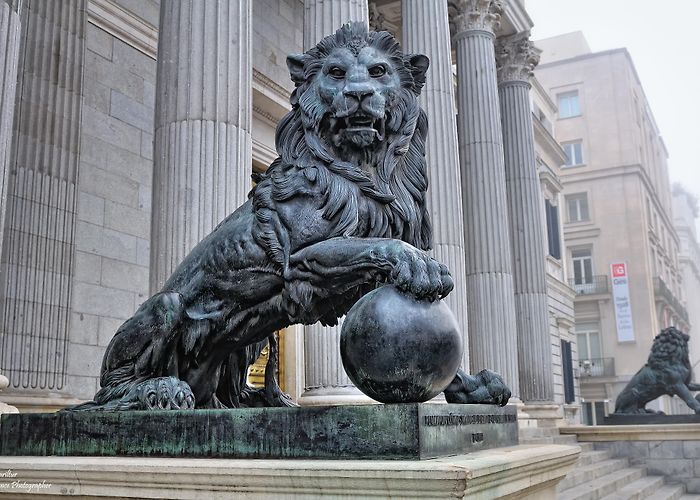 Palacio de las Cortes photo