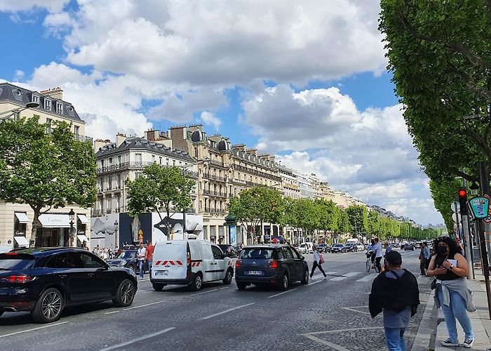 Avenue des Champs-Elysées photo