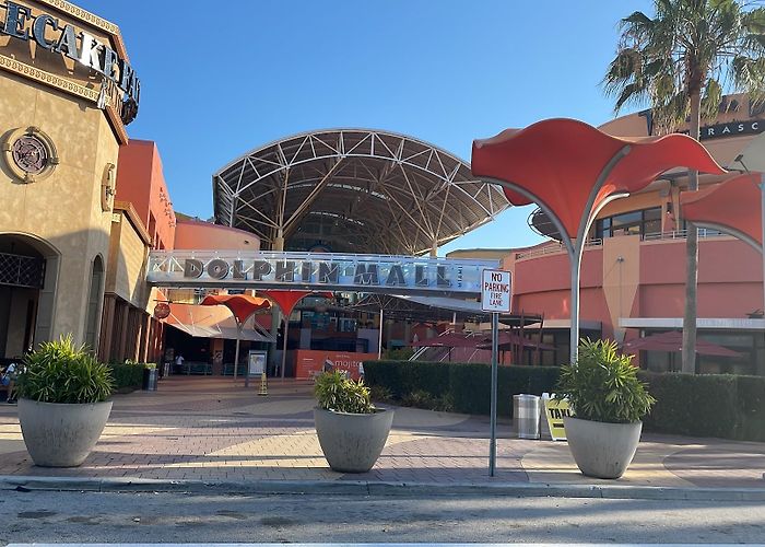 Dolphin Mall photo