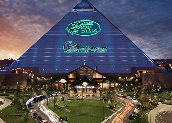 Bass Pro Shops Civ 6 mod idea: a Wonder of the Bass Pro Shop pyramid in Tennessee ... photo