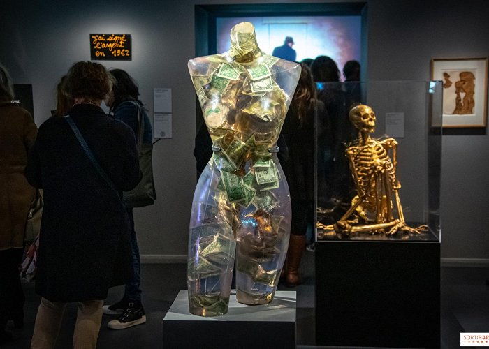 Museum of Money L'Argent dans l'Art, the exhibition at Monnaie de Paris ... photo