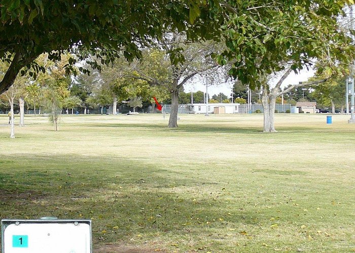 Sunset Park Disc Golf Course Hole 1 • Sunset Park (Las Vegas, NV) | Disc Golf Courses | Disc ... photo