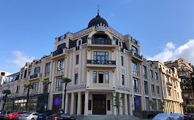 Royal Casino & Hotel Batumi Exterior photo