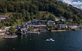 Landhotel Gruenberg Am See Gmunden Exterior photo