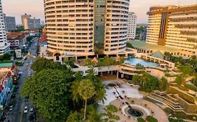 Jomtien Plaza Condotel Exterior photo