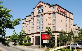 Ramada By Wyndham Seatac Airport Hotel Exterior photo