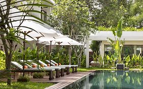 Fcc Angkor By Avani Hotel Siem Reap Exterior photo