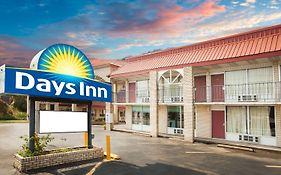 Days Inn By Wyndham Mountain View Exterior photo