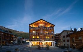 Hotel Larice Livigno Exterior photo