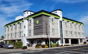 The Atrium Hotel - Sfo Airport Free - Shuttle - Breakfast - Parking San Bruno Exterior photo