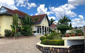 Bouram Kuzi Hotel Kigali Exterior photo