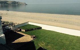 Superb Cintra Beachside Apartments Llandudno Room photo