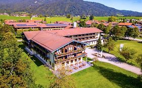 Das Wiesgauer - Alpenhotel Inzell Exterior photo