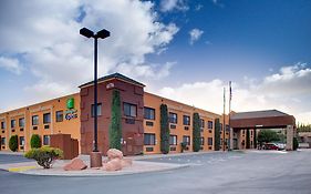 Holiday Inn Express Sedona - Oak Creek, An Ihg Hotel Exterior photo