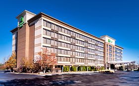 Holiday Inn Hotel & Suites Warren, An Ihg Hotel Exterior photo