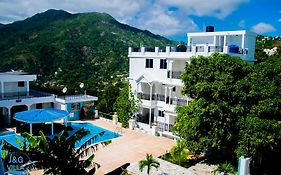 J&G Villa Hotel Cap-Haitien Exterior photo