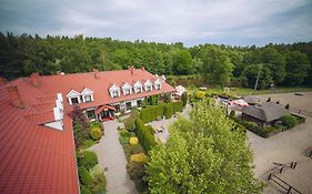 Hubertus Aparthotel & Restaurant & Horse Club Starogard Gdanski Exterior photo