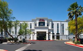 Hampton Inn & Suites Las Vegas Airport Exterior photo