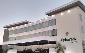 Alphapark Hotel Goiania Exterior photo