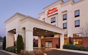 Hampton Inn & Suites Birmingham Airport Area Exterior photo