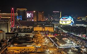 Penthouse Suite With Strip View At The Signature At Mgm Grand Las Vegas Exterior photo