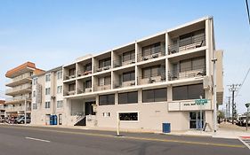 Oceanic Hotel & Barefoot Tiki Bar Wildwood Exterior photo