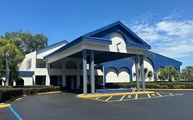 Days Inn By Wyndham Crystal River Exterior photo