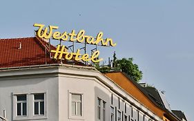 Hotel Westbahn Wien Exterior photo