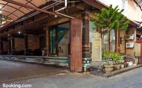 Segara Sadhu Inn Kuta By Ecommerceloka Exterior photo