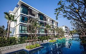 The Title Beach Front Apartment Rawai Exterior photo