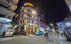 Khách sạn Carnosa Huế Exterior photo