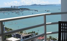 View Talay 6 Suite Apartments Pattaya Room photo