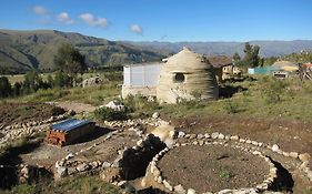 Andean Mountains Hostel Huaraz  Exterior photo