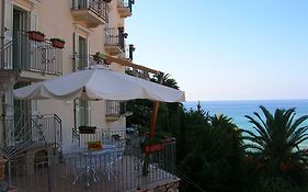 Florenza Hotel Sperlonga Exterior photo