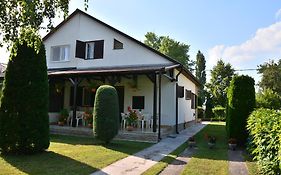 Rozsa Nyaralohaz Villa Balatonboglar Exterior photo