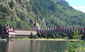 Three Valley Lake Chateau Revelstoke Exterior photo