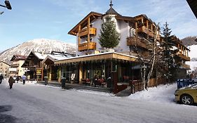 Hotel Concordia Livigno Exterior photo