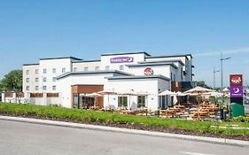 Premier Inn Stoke-On-Trent Exterior photo