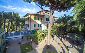 Albergo Battelli (Adults Only) Marina di Pietrasanta Exterior photo