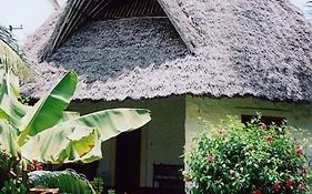 Les Datchi Cottages Diani Beach Exterior photo