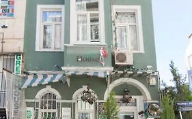 Taksim Hostel Green House Istanbul Exterior photo