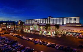 Gold Coast Hotel And Casino Las Vegas Exterior photo