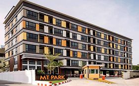 Mt Park Residence Chonburi Exterior photo