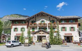 Hotel Pontiglia Livigno Exterior photo