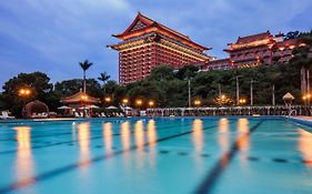 The Grand Hotel Đài Bắc Exterior photo