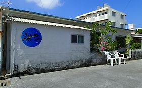 Okinawa Guest House Fushinuyauchi Yomitan Exterior photo