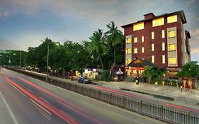 Green View Clarks Inn, Shimoga Exterior photo