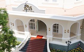 Iris Dalat Hotel Exterior photo